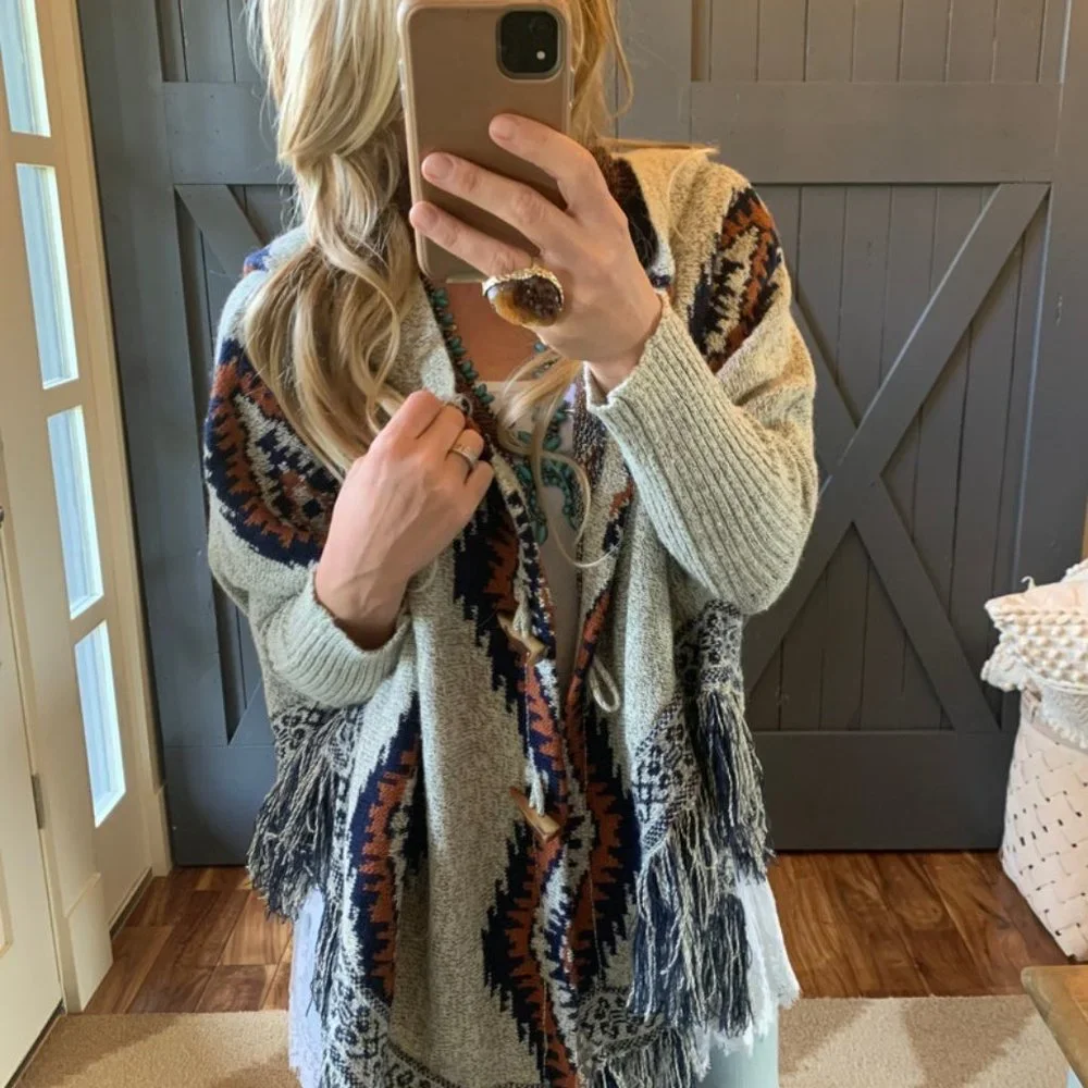 New Native Print Cowichan Blanket Cardigan Sweater - Picture 3 of 9